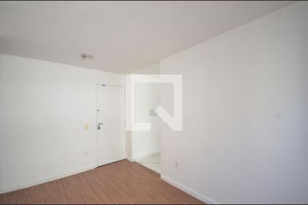 Sala de apartamento para alugar com 2 quartos, 46m² em Campo Grande, Rio de Janeiro