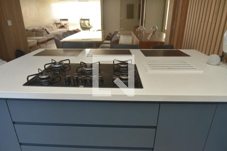 Apartamento à venda com 156m², 2 quartos e 2 vagasCozinha