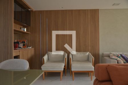 Apartamento à venda com 156m², 2 quartos e 2 vagasSala