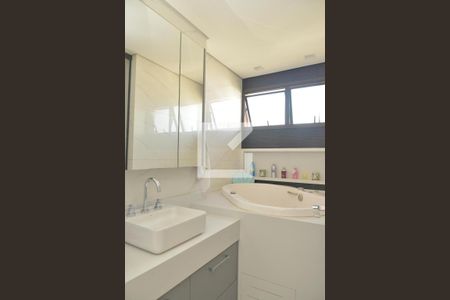 Apartamento à venda com 156m², 2 quartos e 2 vagasBanheiro Social 