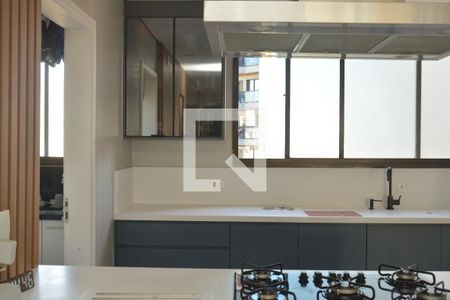 Apartamento à venda com 156m², 2 quartos e 2 vagasCozinha