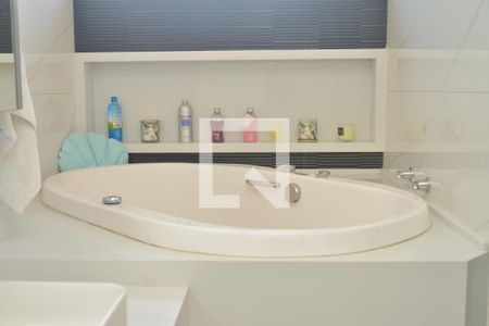 Apartamento à venda com 156m², 2 quartos e 2 vagasBanheiro Social 