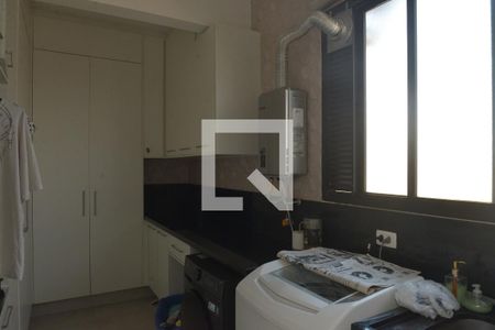 Apartamento à venda com 156m², 2 quartos e 2 vagasÁrea de serviço 