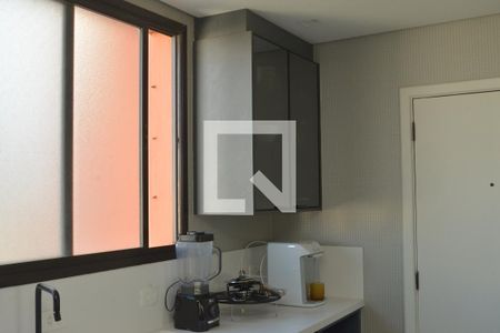 Apartamento à venda com 156m², 2 quartos e 2 vagasCozinha