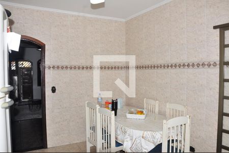 Casa para alugar com 125m², 2 quartos e 2 vagasCozinha