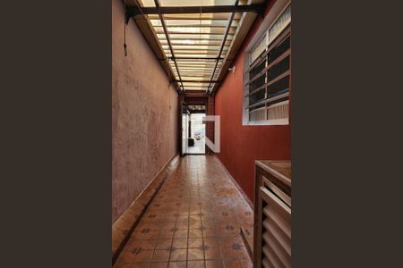 Casa à venda com 128m², 3 quartos e 2 vagas Casa à venda com 128m², 3 quartos e 2 vagasCorredor