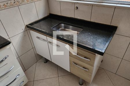 Casa à venda com 128m², 3 quartos e 2 vagas Casa à venda com 128m², 3 quartos e 2 vagasCozinha