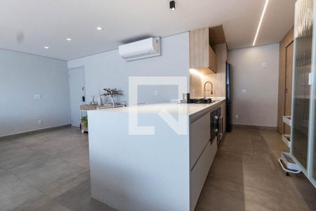Apartamento à venda com 105m², 2 quartos e 2 vagasCozinha