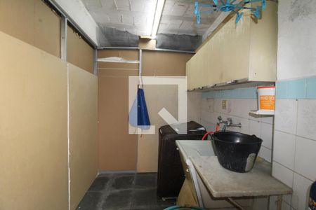 Casa à venda com 230m², 5 quartos e 4 vagasÁrea de Serviço