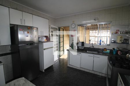 Casa à venda com 230m², 5 quartos e 4 vagasCozinha