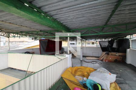 Casa à venda com 230m², 5 quartos e 4 vagasÁrea de Serviço