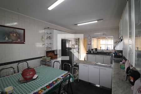 Casa à venda com 230m², 5 quartos e 4 vagasCozinha