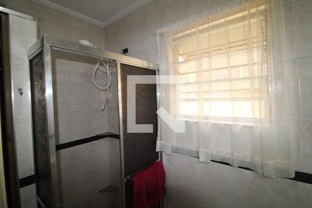 Casa à venda com 230m², 5 quartos e 4 vagasBanheiro 1