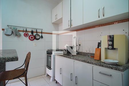 Apartamento à venda com 52m², 1 quarto e sem vaga Apartamento à venda com 52m², 1 quarto e sem vagaCozinha