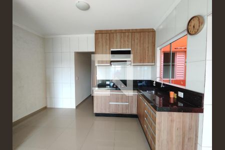 Casa para alugar com 70m², 2 quartos e 1 vagaCozinha