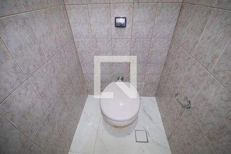 Casa para alugar com 340m², 5 quartos e 5 vagas Casa para alugar com 340m², 5 quartos e 5 vagasBanheiro