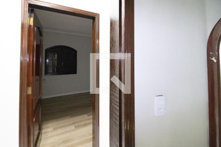 Casa para alugar com 340m², 5 quartos e 5 vagas Casa para alugar com 340m², 5 quartos e 5 vagasLavabo