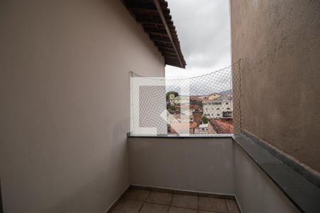 Casa para alugar com 340m², 5 quartos e 5 vagas Casa para alugar com 340m², 5 quartos e 5 vagasVaranda Quarto 2