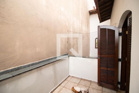 Casa para alugar com 340m², 5 quartos e 5 vagas Casa para alugar com 340m², 5 quartos e 5 vagasVaranda Quarto 2