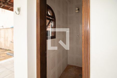 Casa para alugar com 340m², 5 quartos e 5 vagas Casa para alugar com 340m², 5 quartos e 5 vagasBanheiro