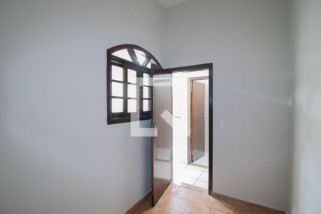 Casa para alugar com 340m², 5 quartos e 5 vagas Casa para alugar com 340m², 5 quartos e 5 vagasDespensa