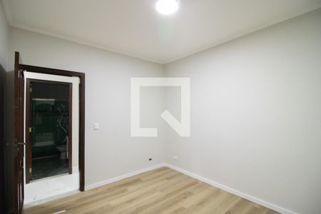 Casa para alugar com 340m², 5 quartos e 5 vagas Casa para alugar com 340m², 5 quartos e 5 vagasQuarto 2