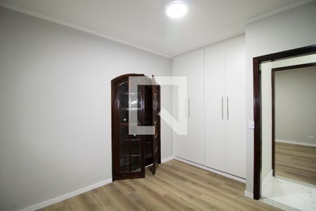 Casa para alugar com 340m², 5 quartos e 5 vagas Casa para alugar com 340m², 5 quartos e 5 vagasQuarto 4 Suite