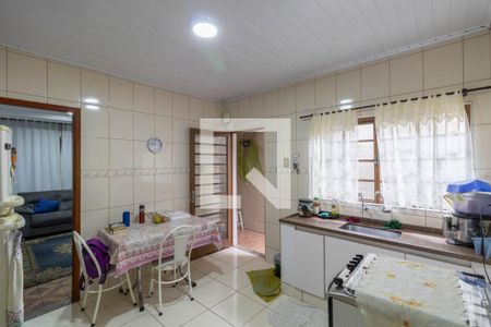 Casa à venda com 125m², 2 quartos e 2 vagas Casa à venda com 125m², 2 quartos e 2 vagasCozinha