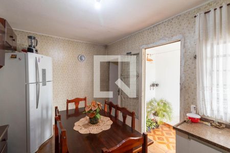 Casa à venda com 125m², 2 quartos e 2 vagas Casa à venda com 125m², 2 quartos e 2 vagasCozinha 2