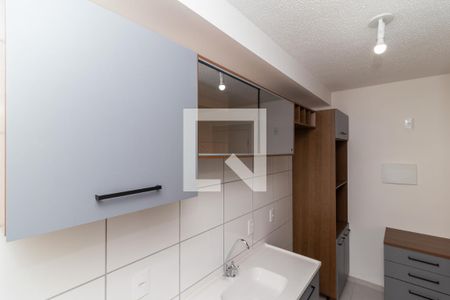 Apartamento para alugar com 42m², 2 quartos e 1 vaga Apartamento para alugar com 42m², 2 quartos e 1 vagaCozinha - Armários