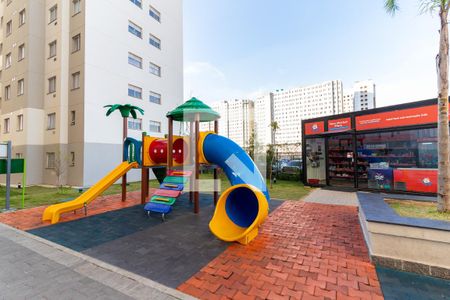 Apartamento para alugar com 42m², 2 quartos e 1 vaga Apartamento para alugar com 42m², 2 quartos e 1 vagaÁrea comum - Playground