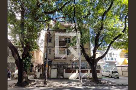 Apartamento à venda com 60m², 2 quartos e sem vagaFachada e portaria