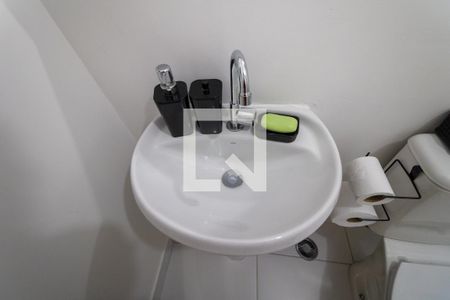 Apartamento para alugar com 33m², 2 quartos e sem vaga Apartamento para alugar com 33m², 2 quartos e sem vagaBanheiro