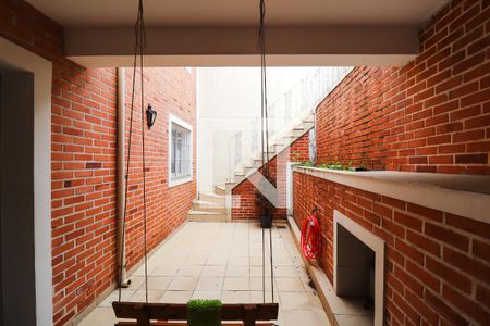 Quintal de casa para alugar com 3 quartos, 240m² em Vila Brasilina, São Paulo