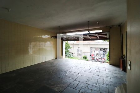 Garagem de casa para alugar com 3 quartos, 240m² em Vila Brasilina, São Paulo