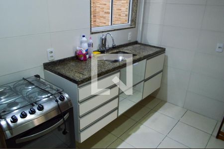 Casa à venda com 100m², 2 quartos e 1 vaga Casa à venda com 100m², 2 quartos e 1 vagaCozinha