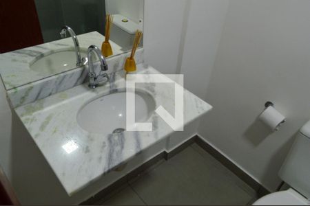 Casa à venda com 100m², 2 quartos e 1 vaga Casa à venda com 100m², 2 quartos e 1 vagaBanheiro da Suíte 2