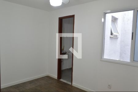 Casa à venda com 100m², 2 quartos e 1 vaga Casa à venda com 100m², 2 quartos e 1 vagaSuíte 2