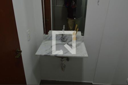 Casa à venda com 100m², 2 quartos e 1 vaga Casa à venda com 100m², 2 quartos e 1 vagaBanheiro da Suíte 2