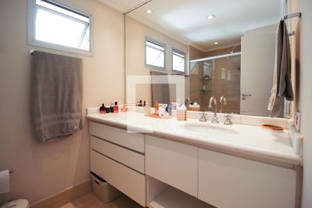 Apartamento à venda com 94m², 3 quartos e 1 vagaBanheiro da Suíte