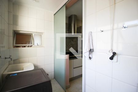 Apartamento à venda com 94m², 3 quartos e 1 vagaÁrea de Serviço
