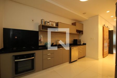 Apartamento à venda com 231m², 2 quartos e 3 vagasCozinha