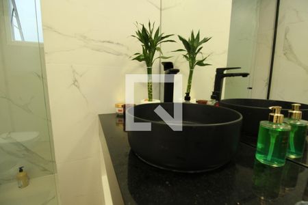 Apartamento à venda com 231m², 2 quartos e 3 vagasBanheiro 2