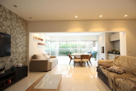 Sala de apartamento à venda com 2 quartos, 231m² em Paraíso do Morumbi, São Paulo