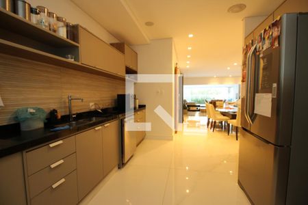 Apartamento à venda com 231m², 2 quartos e 3 vagasCozinha