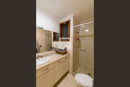 Apartamento para alugar com 166m², 3 quartos e 2 vagasBanheiro