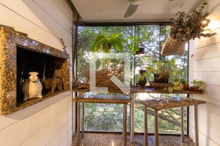 Apartamento para alugar com 166m², 3 quartos e 2 vagasVaranda