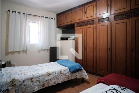 Casa à venda com 140m², 3 quartos e sem vaga Casa à venda com 140m², 3 quartos e sem vagaQuarto 2