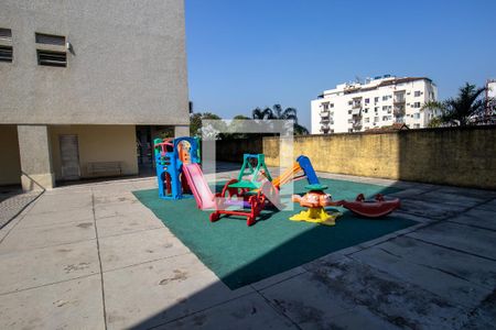Apartamento à venda com 77m², 2 quartos e 2 vagasÁrea comum - Playground