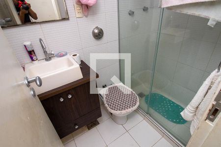 Apartamento à venda com 77m², 2 quartos e 2 vagasBanheiro